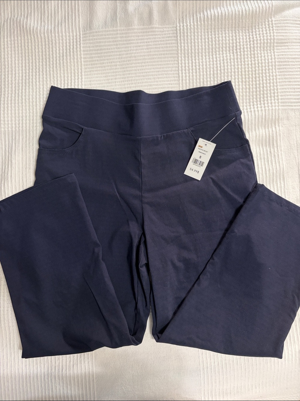 Women's Straight Leg Pants in Navy